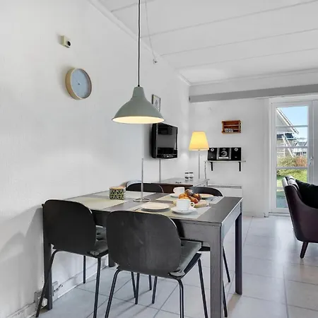 Beach Front Apartment In Romo *