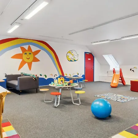 2 Bedroom Amazing In Romo Lägenhet